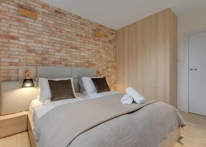 アパート Forest Rivus With Parking By Lion グディニャ